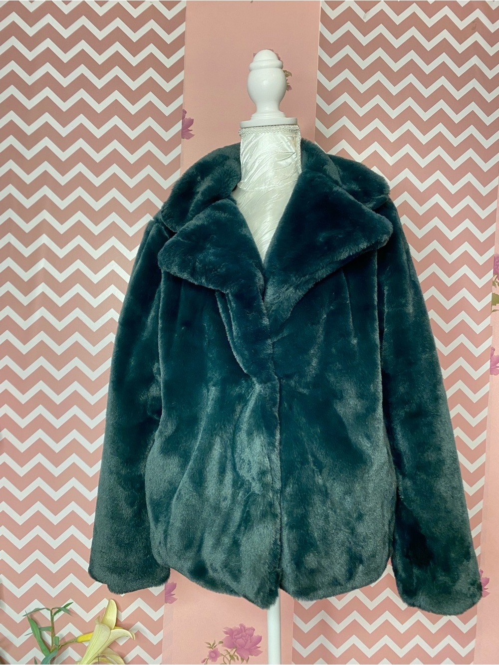 🌷Jou Jou🌷 Plush Faux Fur Dark Green Coat Jacket 🌷 NWOT - Picture 8 of 12
